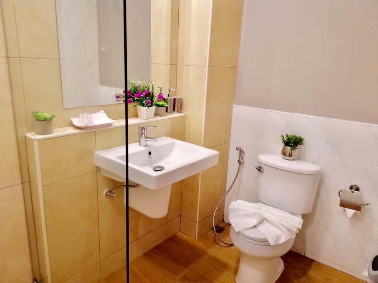 Siri Hotel Чіангмай Екстер'єр фото